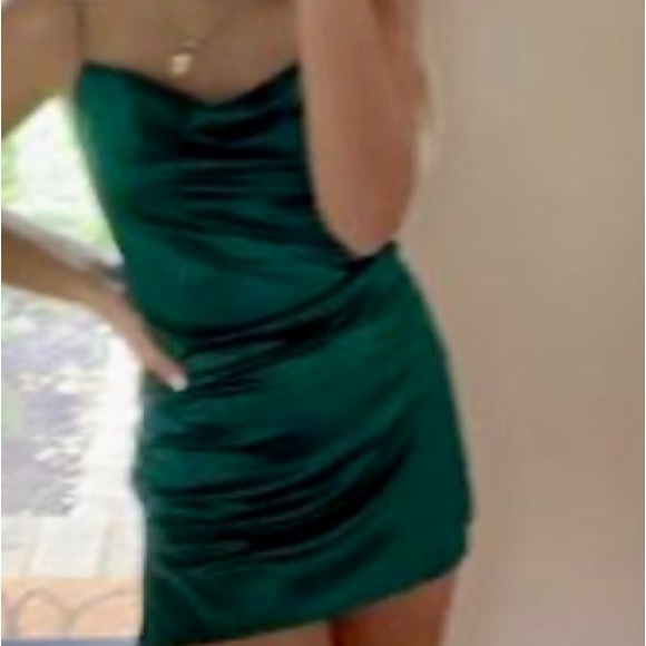 NWT Zaful Emerald Green Body Con Spaghetti strap Tie Back Dress Size 6 - Picture 4 of 7